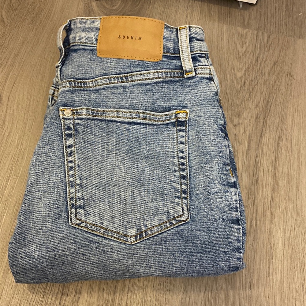 Blue Denim Mom Jeans, Women’s Size 6